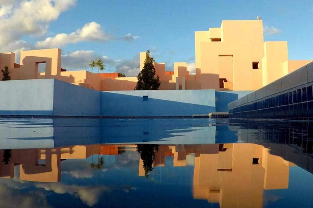 La Muralla Roja Calpe Ngoại thất bức ảnh